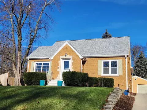 2312 Washington, Kenosha, WI 53140