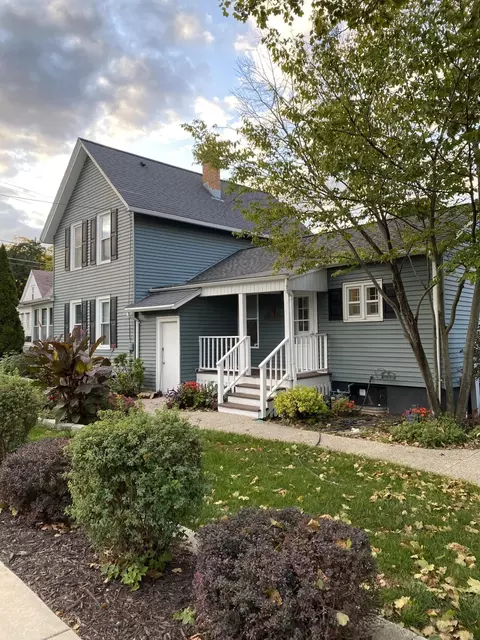 66 Grand, Hartford, WI 53027