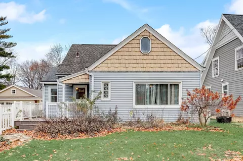 824 N Greenfield, Waukesha, WI 53186