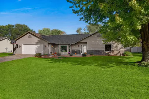 w8238 Woodview Drive, Onalaska, WI 54650