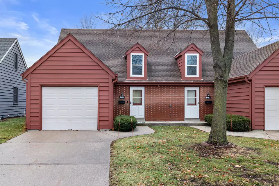 6451 W Dodge, Milwaukee, WI 53220 25 Photos Movoto