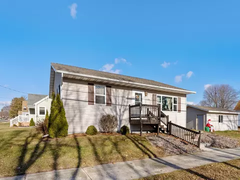 2320 10th, Two Rivers, WI 54241