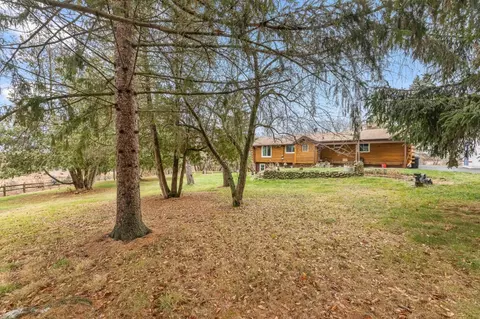 n79w37981 Mcmahon, Oconomowoc, WI 53066