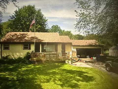 1000 E Mackinac, Oak Creek, WI 53154
