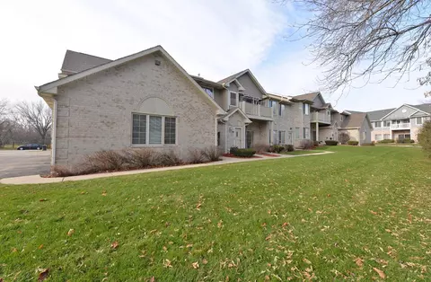 925 Hunter #45, Mount Pleasant, WI 53406