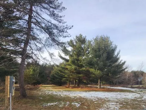 n4316 Plantation Road, Manchester, WI 54615