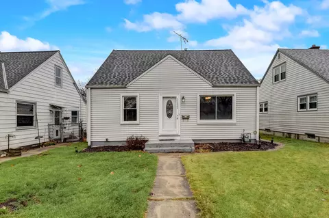 3152 N 87th, Milwaukee, WI 53222
