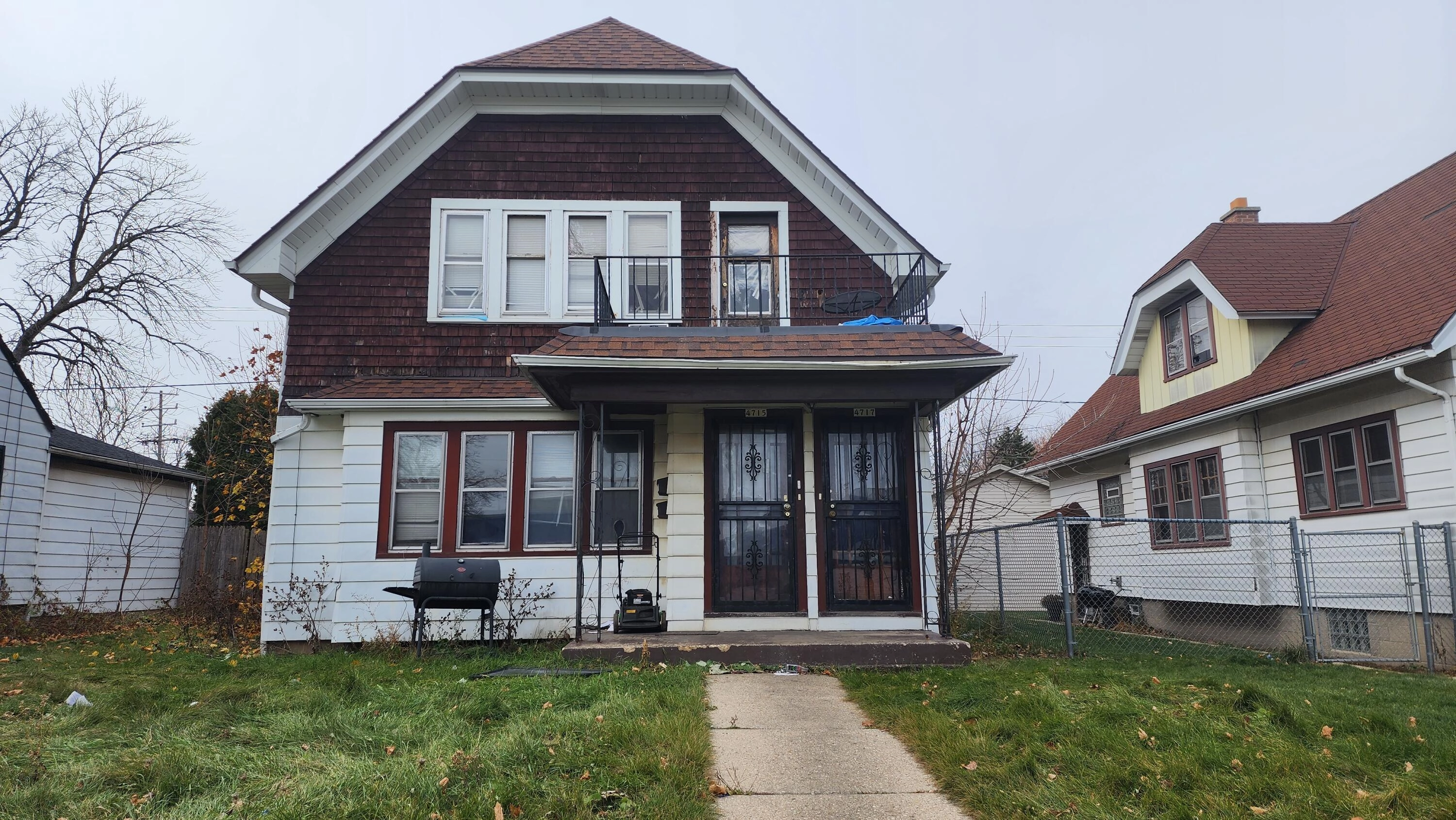 4715 N 28th Unit 4717  