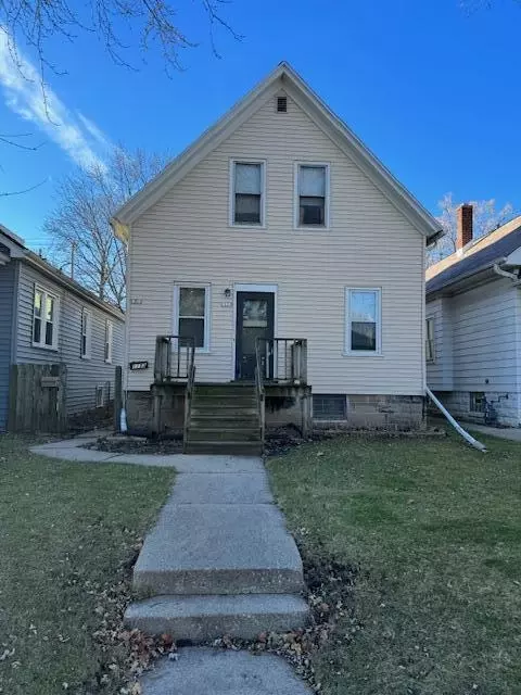 1133 S 62nd, West Allis, WI 53214