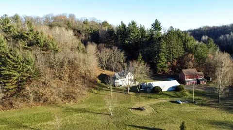 n26524 County Road S, Ettrick, WI 54616