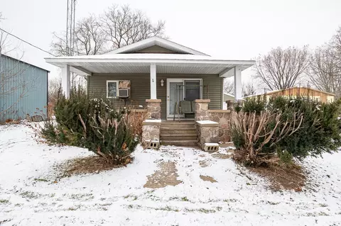 n7666 1st Street, Eland, WI 54427