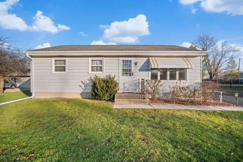 7442 S 36th, Franklin, WI 53132