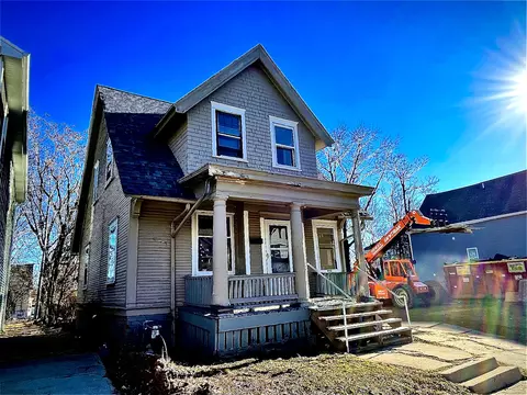 2028 N 32nd, Milwaukee, WI 53208