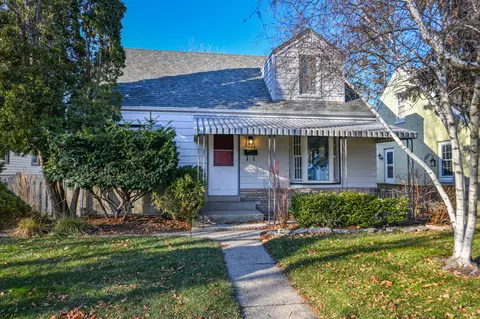 3325 S Quincy, Milwaukee, WI 53207