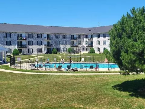 125 N University #214, West Bend, WI 53095