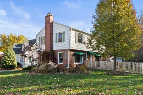 7131 Auburn, Wauwatosa, WI 53213