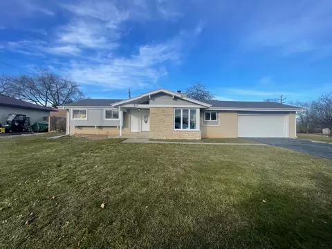 200 E Manitoba, Oak Creek, WI 53154