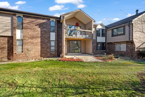 8631 N Servite #117, Milwaukee, WI 53223