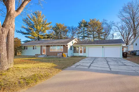 944 4th, Onalaska, WI 54650