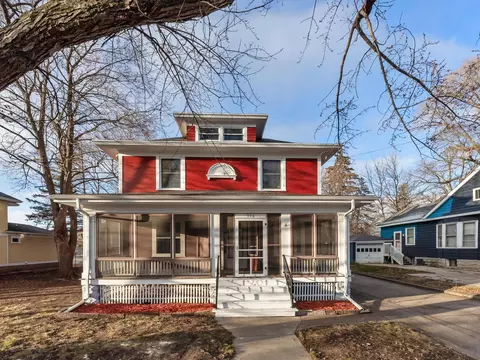 916 Vine, Oshkosh, WI 54901