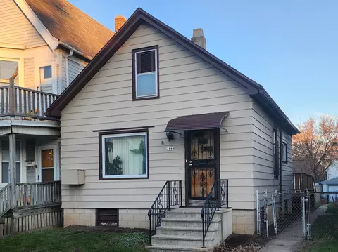 2444 N Holton, Milwaukee, WI 53212