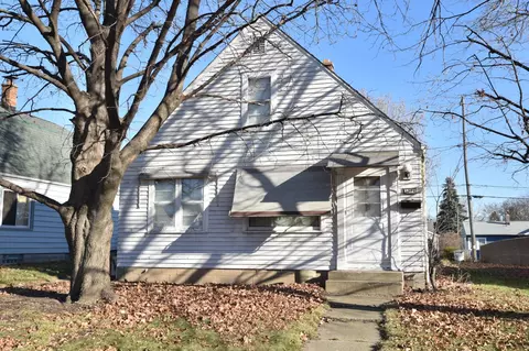 3774 S 20th, Milwaukee, WI 53221