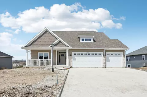 5934 Indigo, Racine, WI 53406