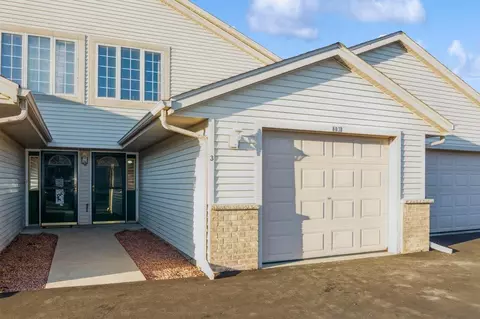 883 E Loos #3, Hartford, WI 53027