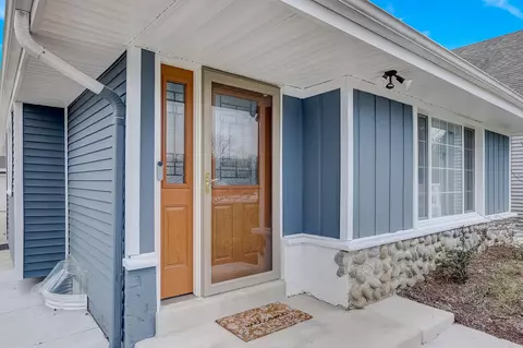 5636 S 43rd, Greenfield, WI 53220