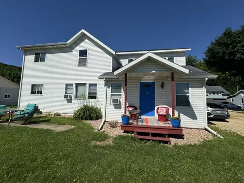 46937 Riverview, Dresbach, MN 55947