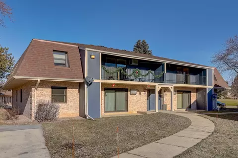 3215 W Mangold #G, Greenfield, WI 53221
