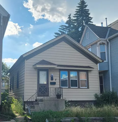 1719 S 1st, Milwaukee, WI 53204