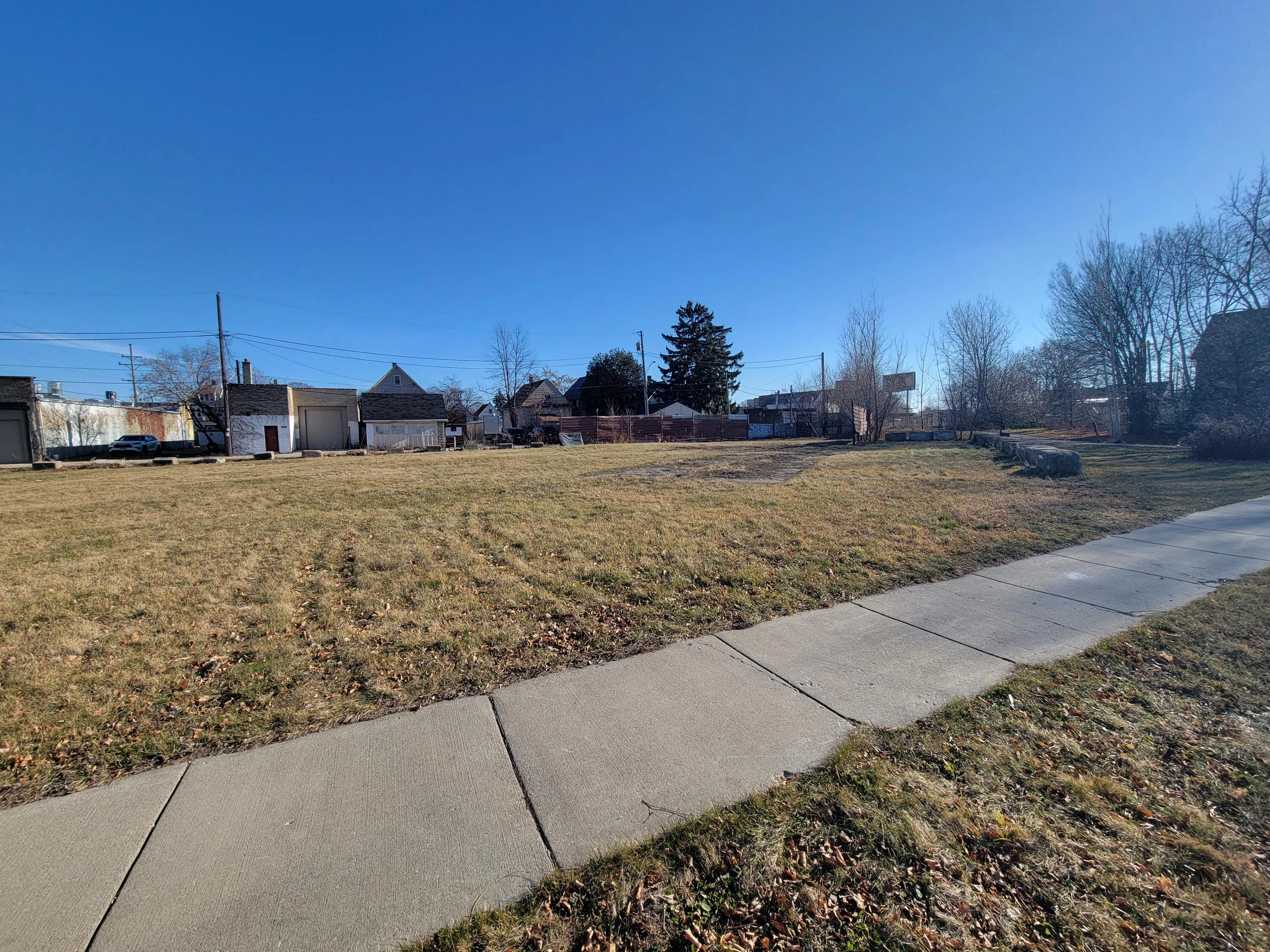 3456 N Buffum Unit 3462  