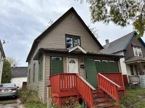 3244 N 1st, Milwaukee, WI 53212