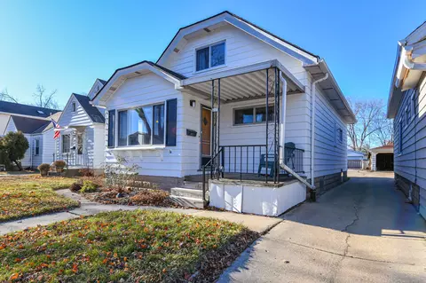 213 N 77th, Milwaukee, WI 53213