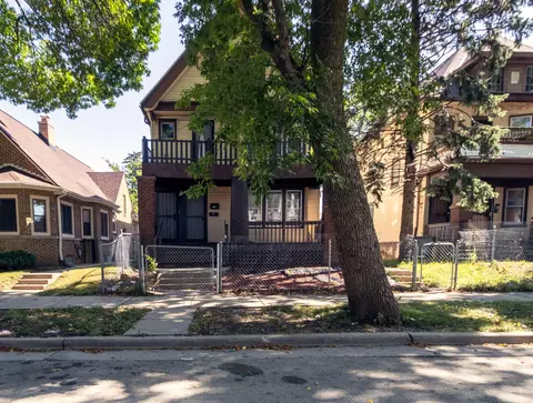 2320 N 44th, Milwaukee, WI 53210