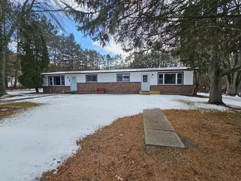 137 Cedar #141, Gays Mills, WI 54631