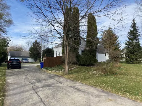 w151s7541 Woods, Muskego, WI 53150