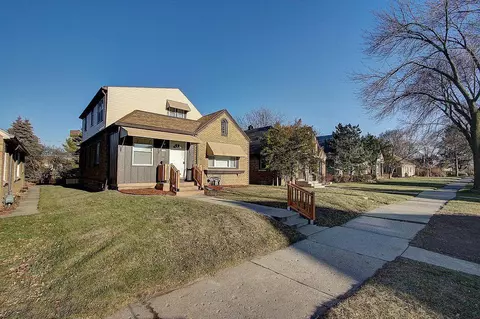 3234 W Drury, Milwaukee, WI 53215