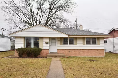 9008 W Palmetto, Milwaukee, WI 53225
