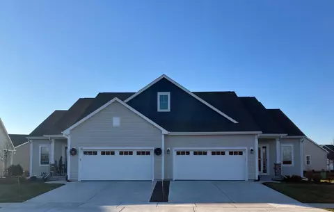 791 Bridlewood, Hartford, WI 53027