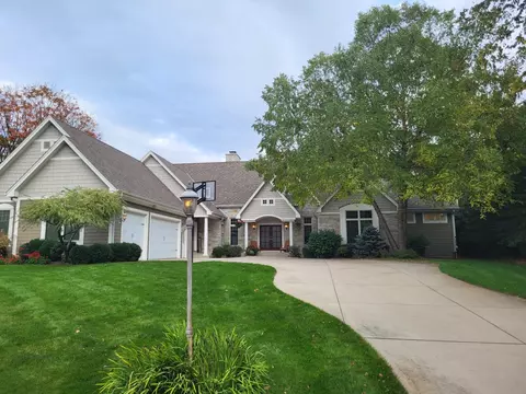 w294n6054 River Grv, Merton, WI 53029
