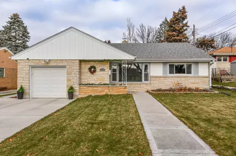 9720 W Concordia, Milwaukee, WI 53222