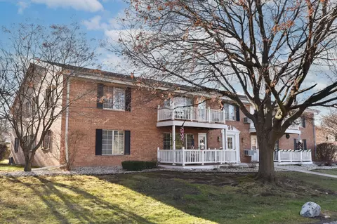 139 Heidel #5, Thiensville, WI 53092