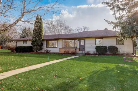 19345 North Hls, Brookfield, WI 53045