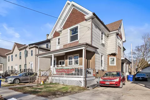 1112 61st, Kenosha, WI 53143