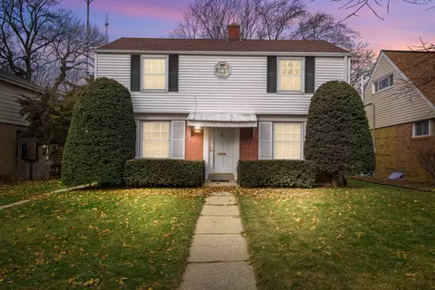 4257 N Olsen, Shorewood, WI 53211