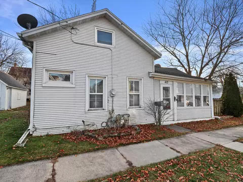 413 Emerald, Watertown, WI 53098