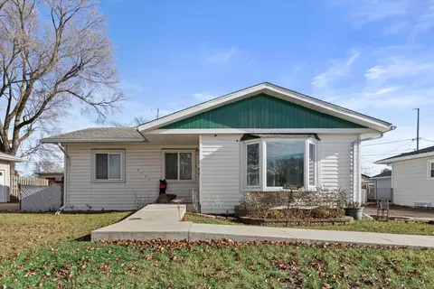 8625 16th, Kenosha, WI 53143