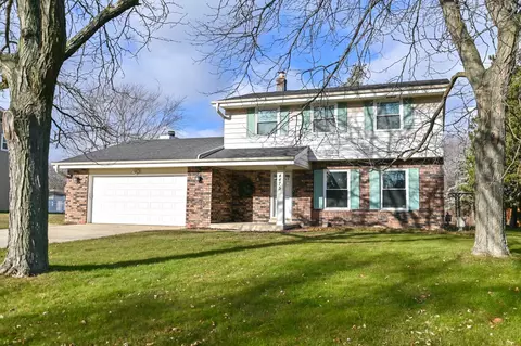 4475 S Regal, New Berlin, WI 53151